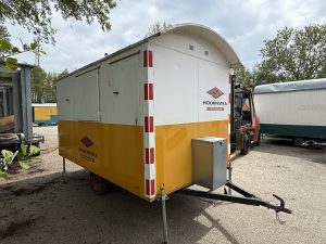 Metalen schaftwagen D1